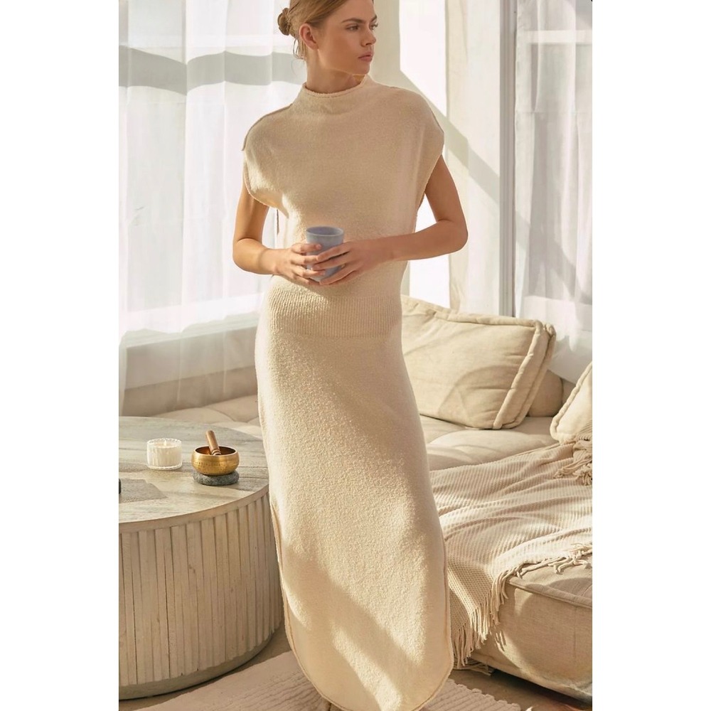 Anthropologie Column Sweater Midi Dress Size L Cream Textured Knit Mock Neck‎